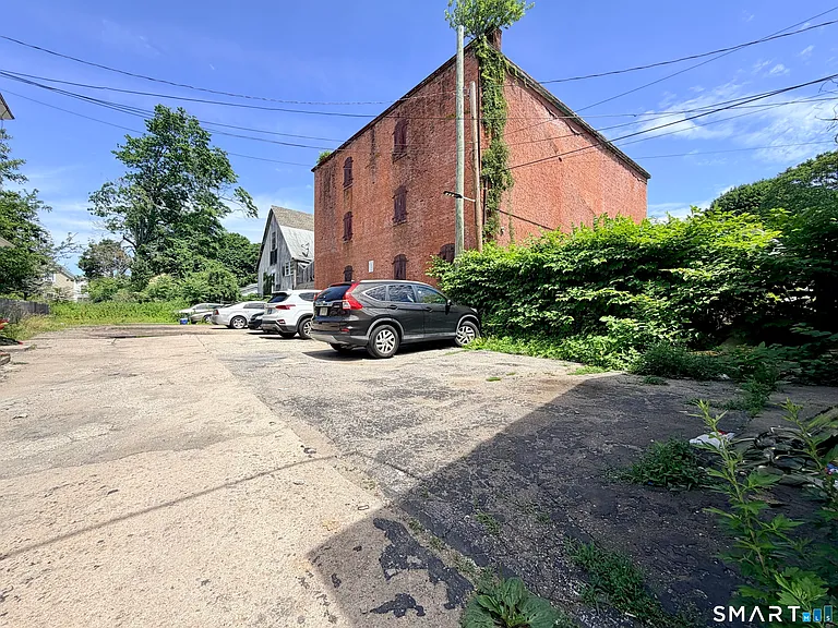 36 Truman St #A — Photo 18