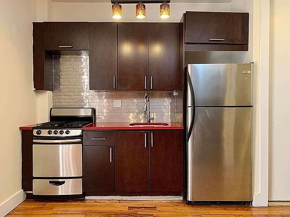 2nd image of 477 Park Pl APT 2L