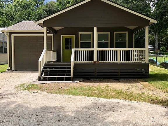3rd image of 1482 W Pine Lake Cir