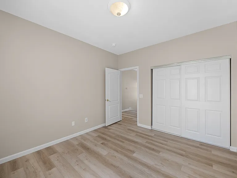 9911 Garibaldi Ave — Photo 11
