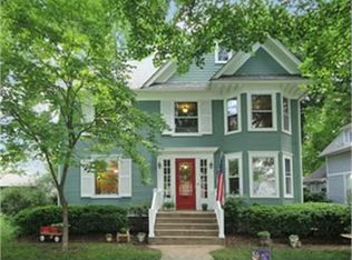 132 N Sleight St, Naperville, IL 60540