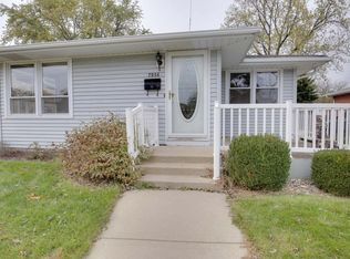7936 30th Ave, Kenosha, WI 53142
