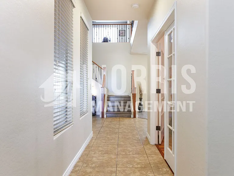 311 W Blue Lagoon Dr — Photo 10