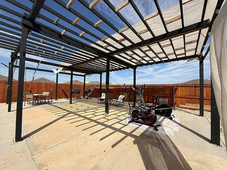 2122 Marfa Ln — Photo 19