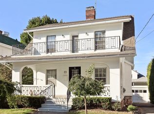 71 Clinton Ave, Ossining, NY 10562