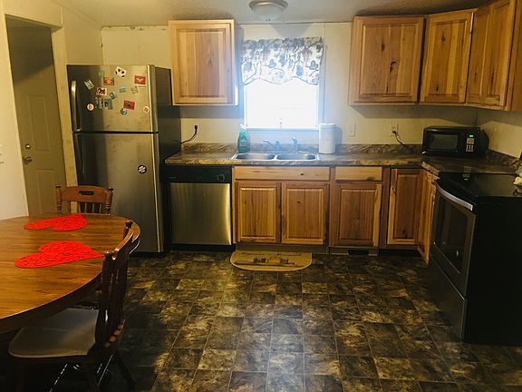 2nd image of 571 Kincaid St