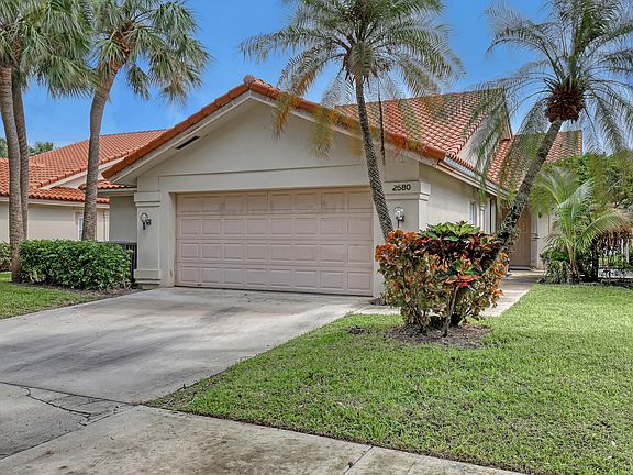 3rd image of 2580 Iroquois Circle