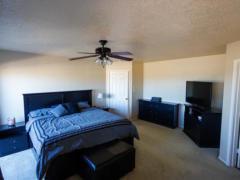 8224 Bluffs Edge Pl NW — Photo 8
