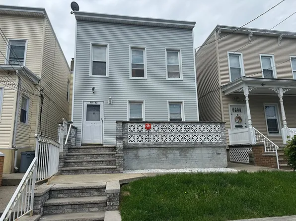 9042 78th St, Woodhaven, NY 11421