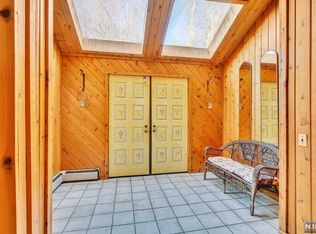 78 Spring Valley Rd, Montvale, NJ 07645