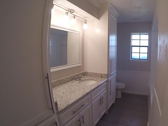4th image of 1603 Tealcrest Ct