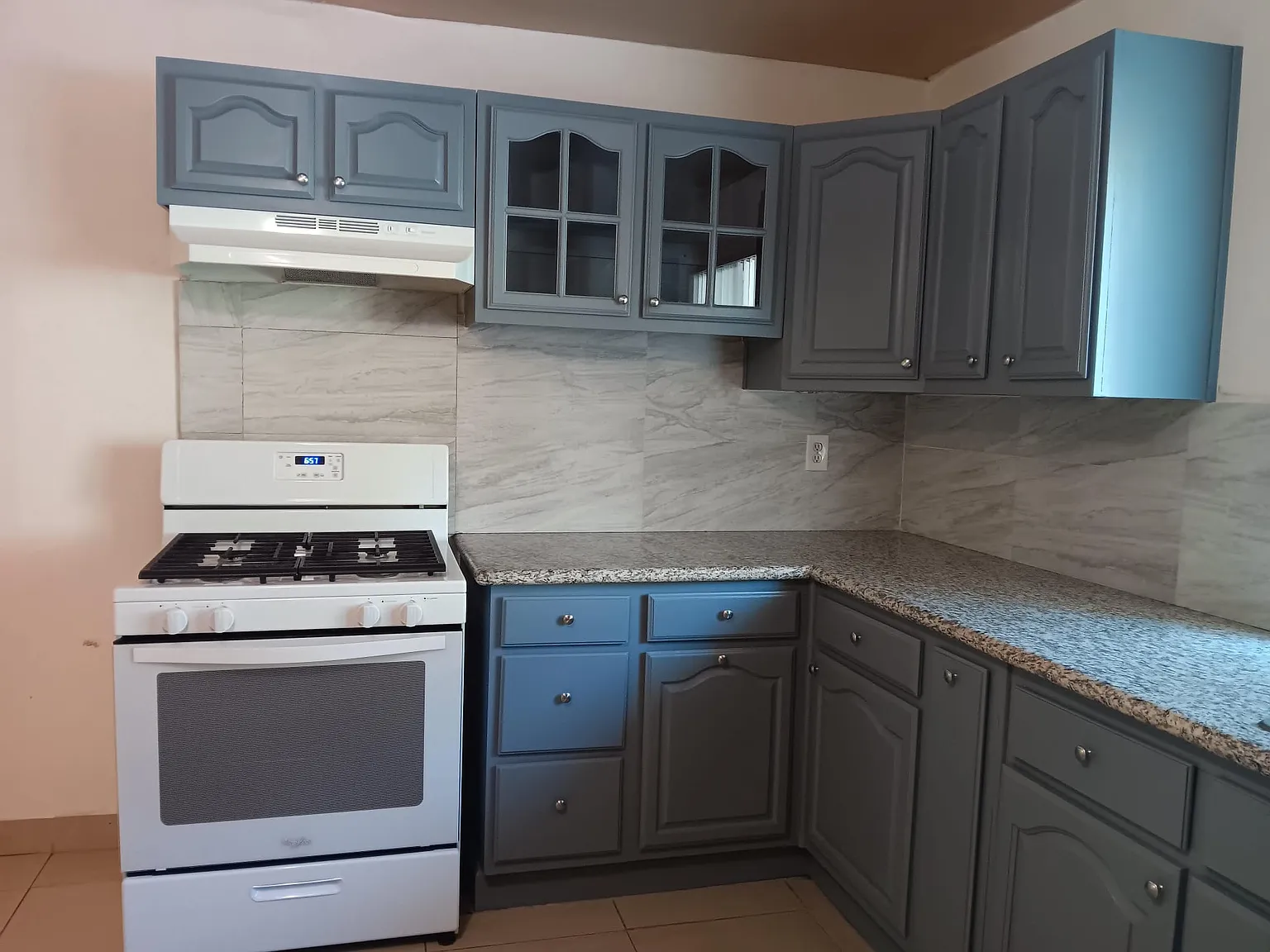 2 bed, 1550 sqft, $1,800 — Photo 2