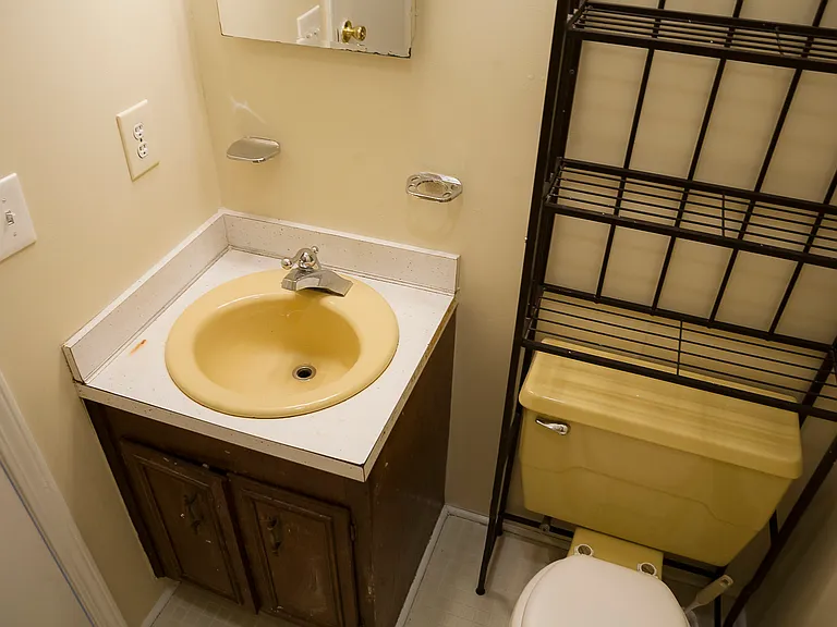 1805 King College Rd #C7 — Photo 19
