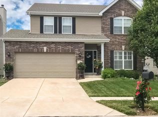 2025 Saint Madeleine Dr, O'Fallon, MO 63368