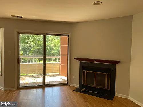 205 Salem Ct #6 Photo 1