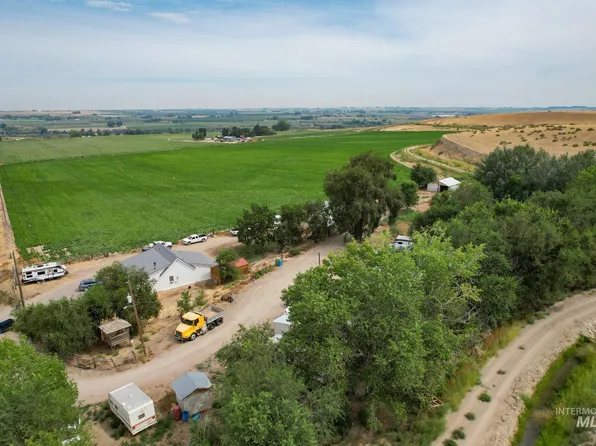 1576 Stateline Rd, Homedale, ID 83628