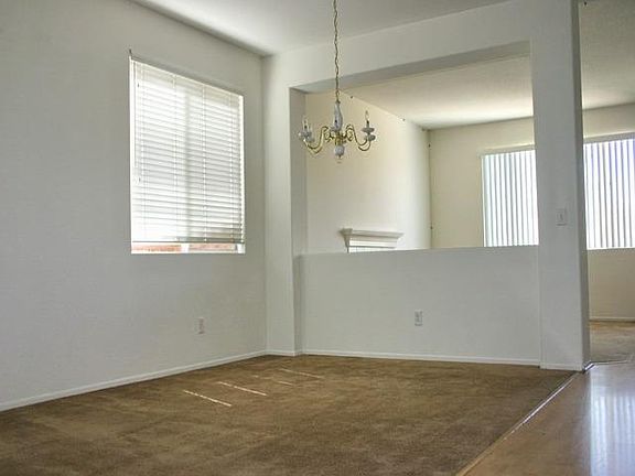 3rd image of 11741 Monument Dr