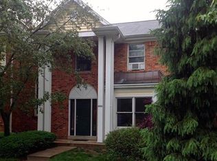 2451 Clayborn Dr, Chesterfield, MO 63017