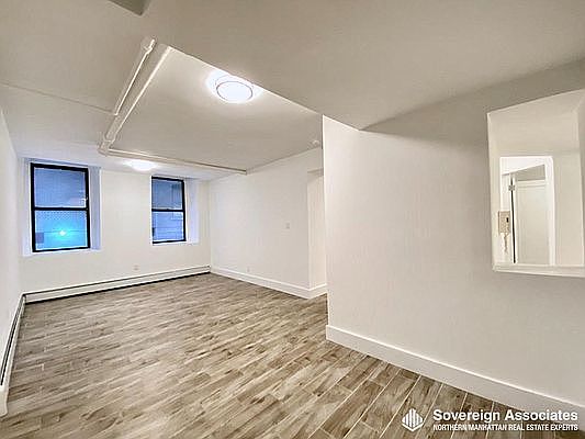 1st image of 182 Claremont Ave #100