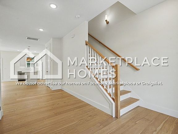 4th image of 1 Taverly Dr