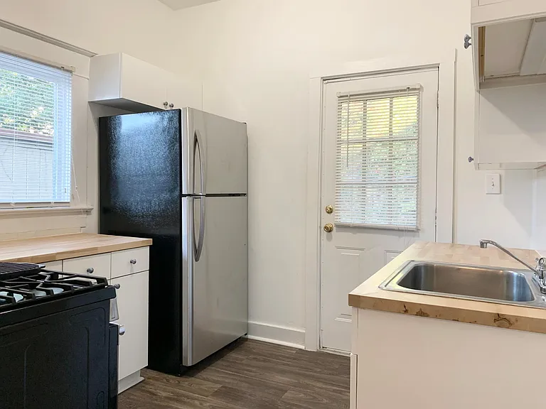 687 Durant Pl NE #3 — Photo 18