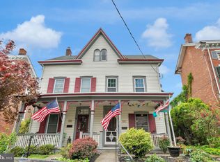 82 S Clinton St, Doylestown, PA 18901
