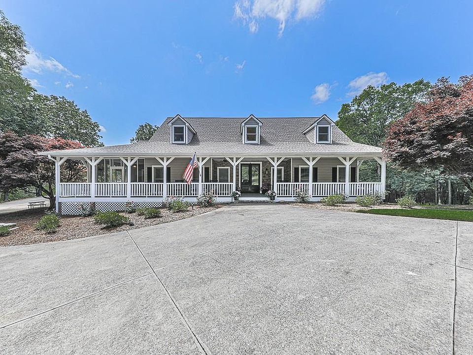 1st image of 397 Thomas Rd
