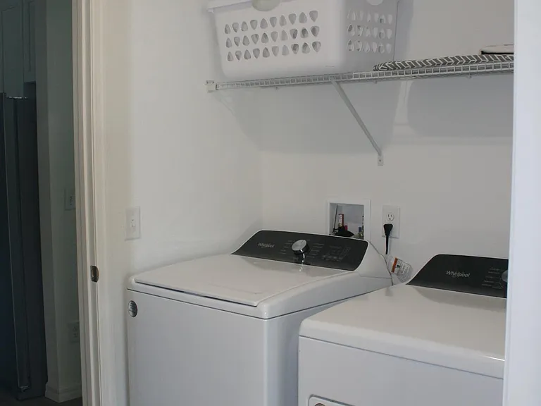 4202 E Garden St — Photo 21