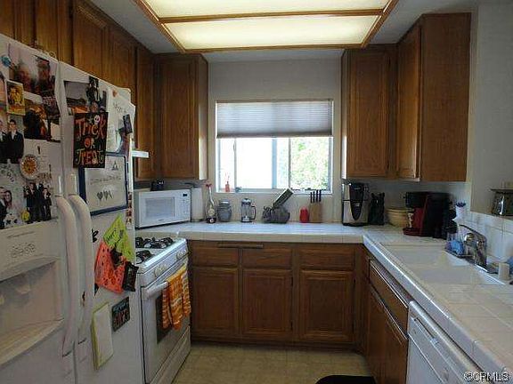 5th image of 13026 Sycamore Village Dr