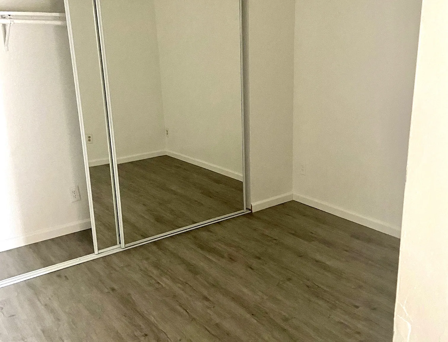 1 bed, 490 sqft, $1,900 — Photo 1