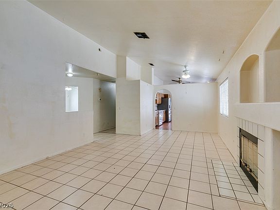 3rd image of 4531 Calico Cliff Ct