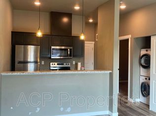 2524 Meridian St #303, Bellingham, WA 98225