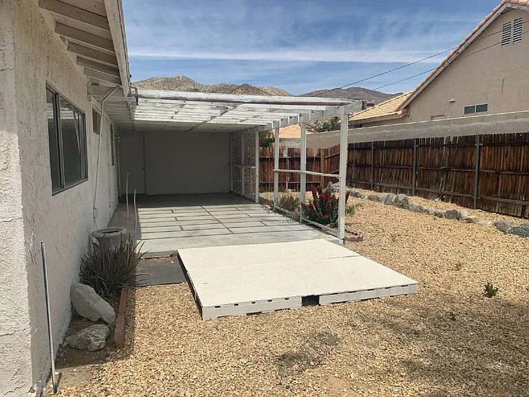 66163 Avenida Cadena — Photo 22
