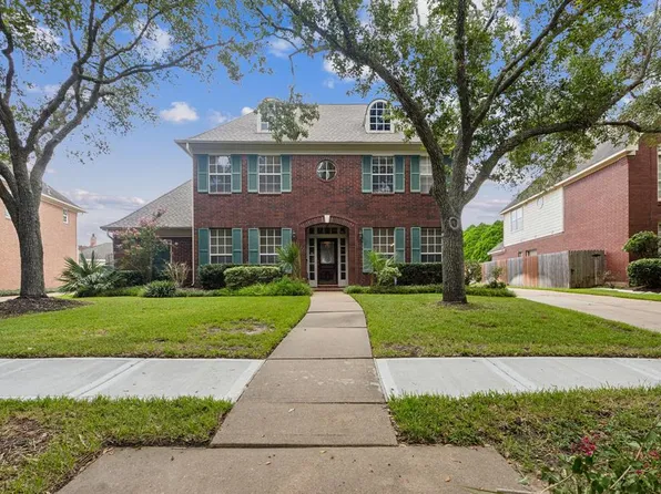 3322 Spring Trail Drive, Sugar Land, TX 77479