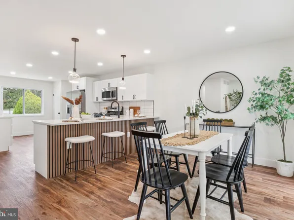 3402 Courtleigh Dr, Baltimore, MD 21244