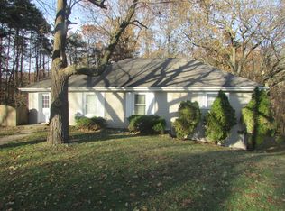 9404 Big Rock Dr, Kalamazoo, MI 49009