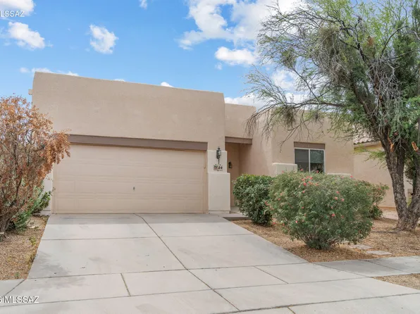84 N Desert Stream Dr, Tucson, AZ 85745