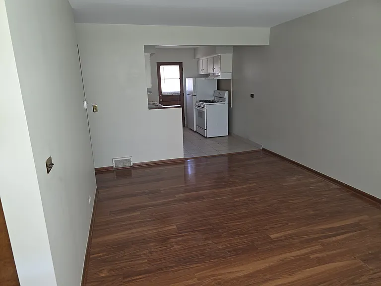 5021 Florence Ave — Photo 5