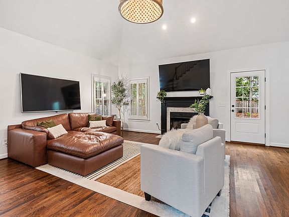 5th image of 149 Sontag Dr