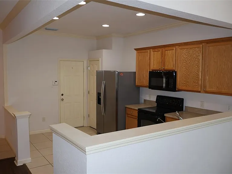 4238 SW 50th Cir — Photo 7