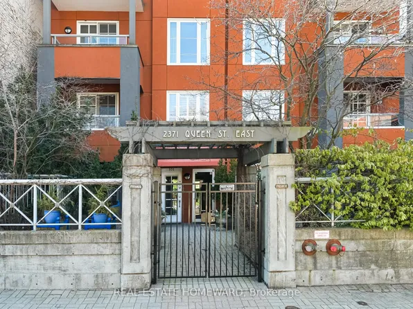 2371 Queen St E #101, Toronto, ON M4E 1H2