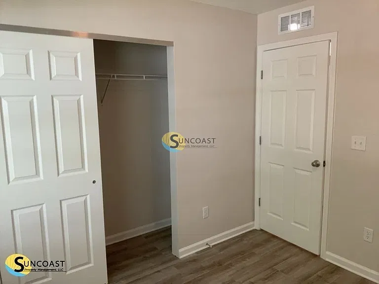 8113 Lanette St — Photo 7