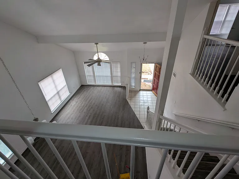 9202 Proclamation Dr — Photo 26