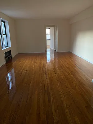 Rented by Queens Apartments Realty LLC | media 5