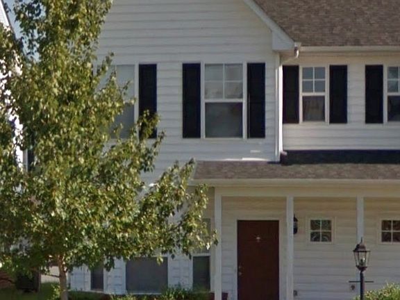 2nd image of 106A Villa Cir