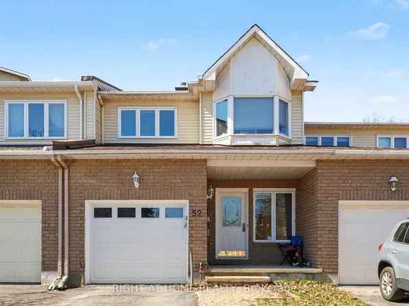 52 Scarlet Ct, Ottawa, ON K1T 3R5