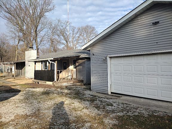 3rd image of 2915 N Beecher Pl