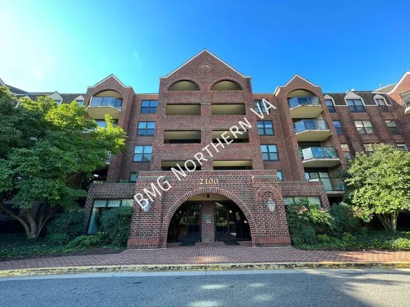 2100 Langston Blvd, Arlington, VA