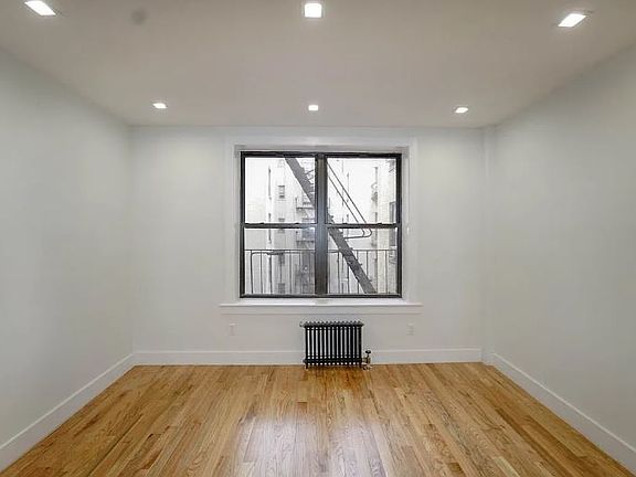 5th image of 11 Maple St #C11