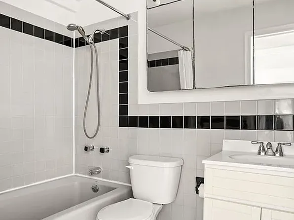 336 West End Avenue image 9 of 16